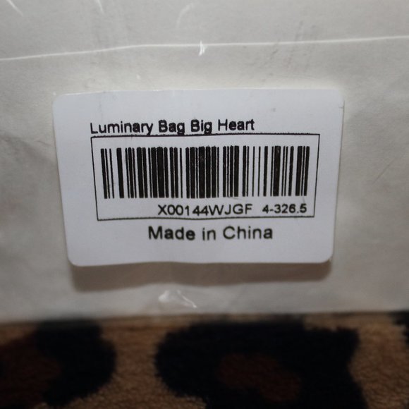 HP 6/21 DECOR, TABLE RUNNER, 2 CANDLES & BAG HEART - Picture 4 of 8